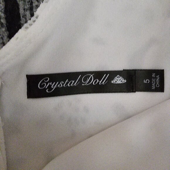 White Lace Sleeveless V-Neck Fit & Flare Dress Size 5 By Crystal Doll - Picture 5 of 12